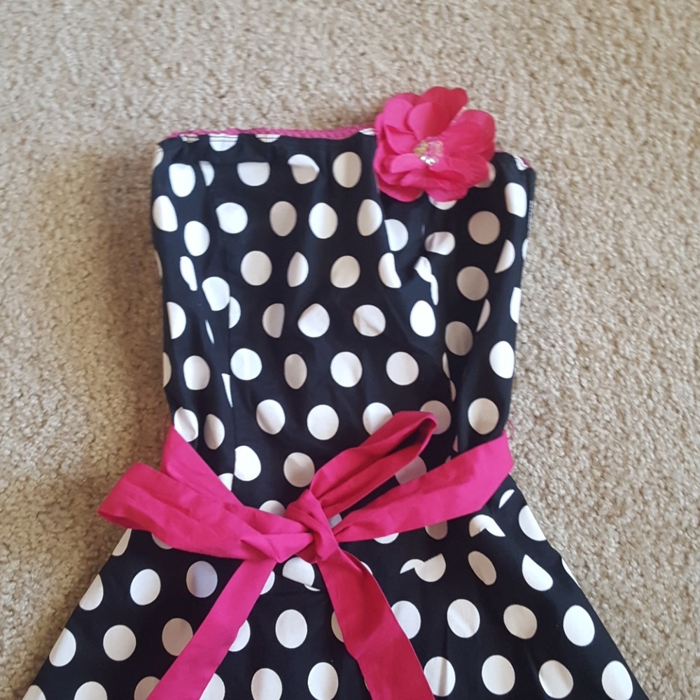 Black & White Polka Dot Dress with Magenta Tulle - Picture 4 of 5